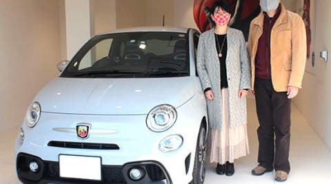 アバルト 595 ツーリズモ