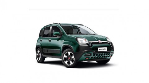 限定車 合計200台 Panda Cross 4×4。思いっきり、アクティブしよう。