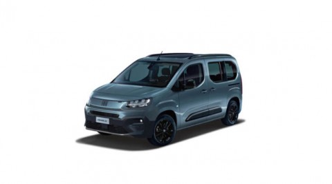 新しい『Doblò』のデビューを記念した限定車が登場!