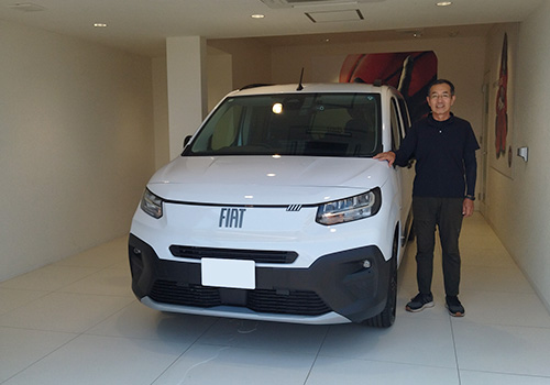 ドブロ MAXI 5 BIANCO GELATO（限定車）
